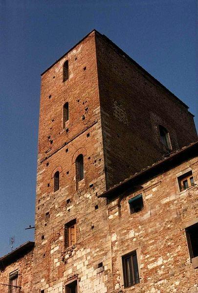 La torre di Arnolfo di Cambio