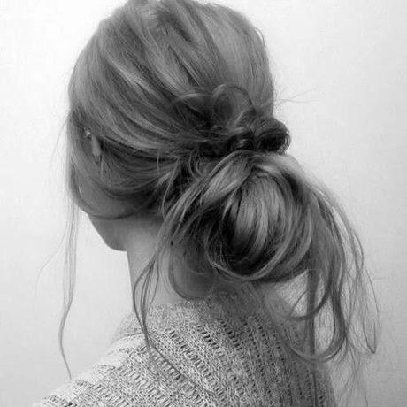 Hair Style| Easy messy bun