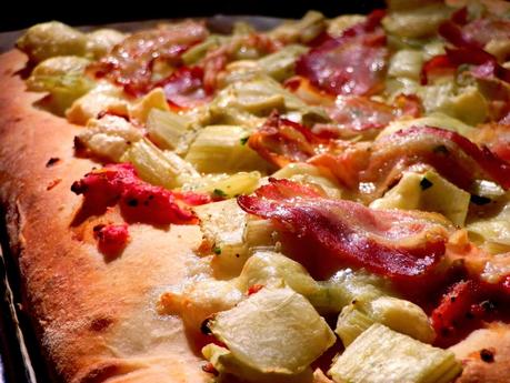 PIZZA ai CARDI, BAGOSS e PANCETTA AFFUMICATA