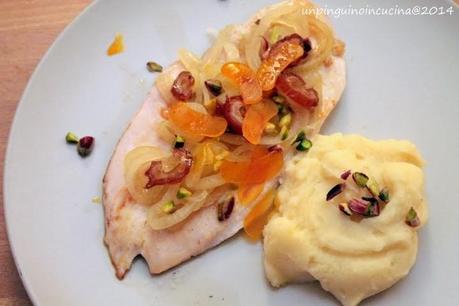 Petto di pollo con bottarga e cipolla al Marsala