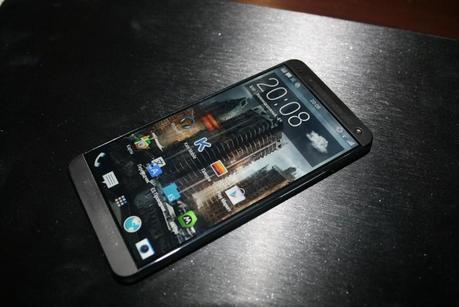 HTC M8 Anteprima foto del telefono Android in prossima uscita