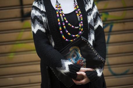 Smilingischic, fashion blog, Outfit, dettaglio, collana etnica H&M ,  Cross my heart hope to die stick a needle in my eyes