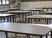 Potenza Collaboratori scolastici abusano alunne