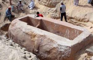 Scoperto sarcofago di un faraone sconosciuto: si pensa possa appartenere a Sobekhotep della XIII° dinastia