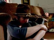 “The Walking Dead 4”: scoop sul matrimonio di Glenn e Maggie, le difficoltà di Carl e una possibile cura