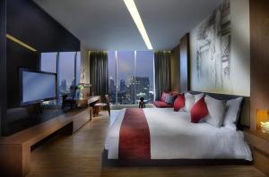 Sofitel So Bangkok - Wood Element Room - 01