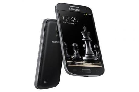 galaxy s4 mini black edition 645x430 600x400 Samsung Galaxy S4 Black Edition Arriva In Europa smartphone  smartphone android Samsung Galaxy S4 Black Edition Galaxy S4 Black Edition 