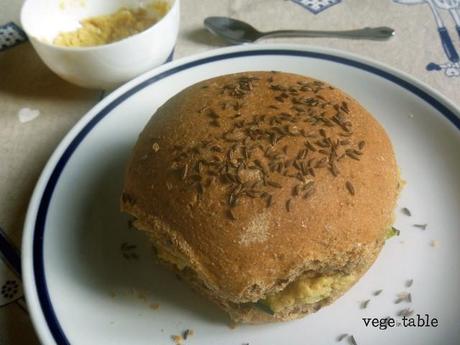 ricetta vegana, panino vegano, panino con zucchine