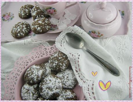 Biscotti golosi con cuore tenero di cioccolato