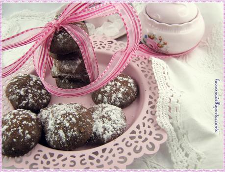 Biscotti golosi con cuore tenero di cioccolato