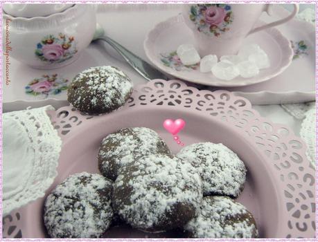 Biscotti golosi con cuore tenero di cioccolato