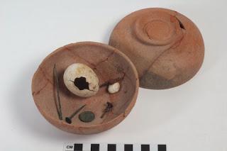 Archeologia: trovati gusci di uovo utilizzati come amuleti nell'antica Sardi.