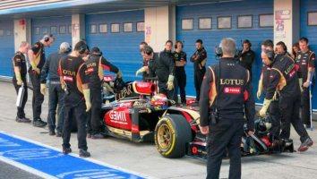 Lotus_E22_Jerez_test_2014