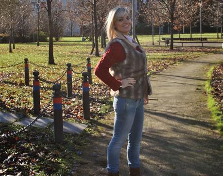 A COMFY OUTFIT IN RED..