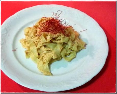 Tagliatelle con la mollica di pane al sugo di Seiras saporito