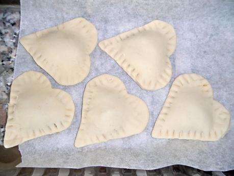 Ravioli di semola con zucca e salsiccia