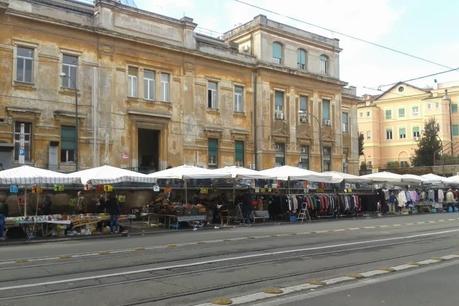 SUQ POLICLINICO, STESSE SCENETTE GIA' VISTE IN OGNI PARTE DELLA CITTA'. MA E' MAI POSSIBILE CHE ROMA SIA DESTINATA A DIVENTARE UN UNICO, INTERMINABILE SUQ?