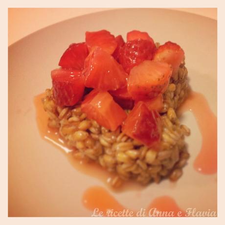 Tortine di farro con fragole