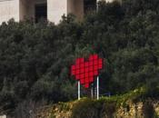 stasera Napoli illuminata cuore gigante