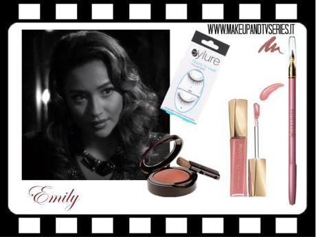 SERIAL_BEAUTY_emily_fields_board.