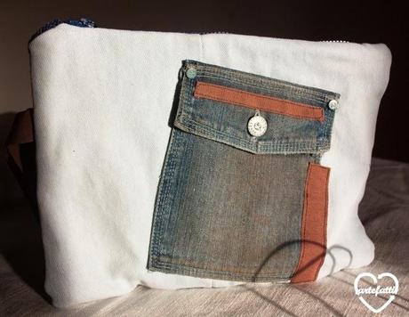 recupero vecchi jeans... pochette come esercizio zen!