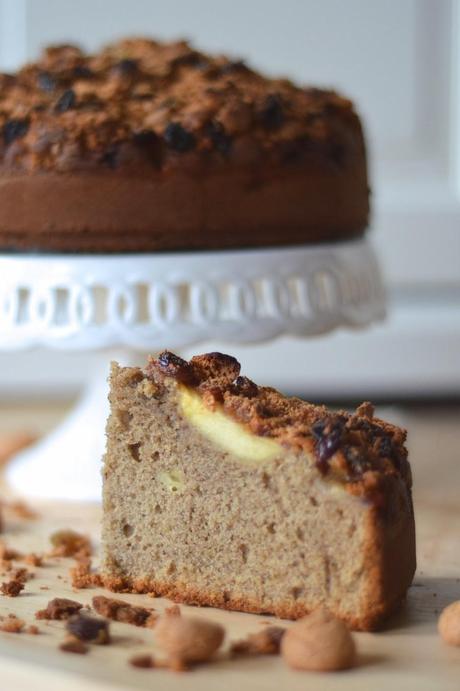 Torta saracena con mele e amaretti