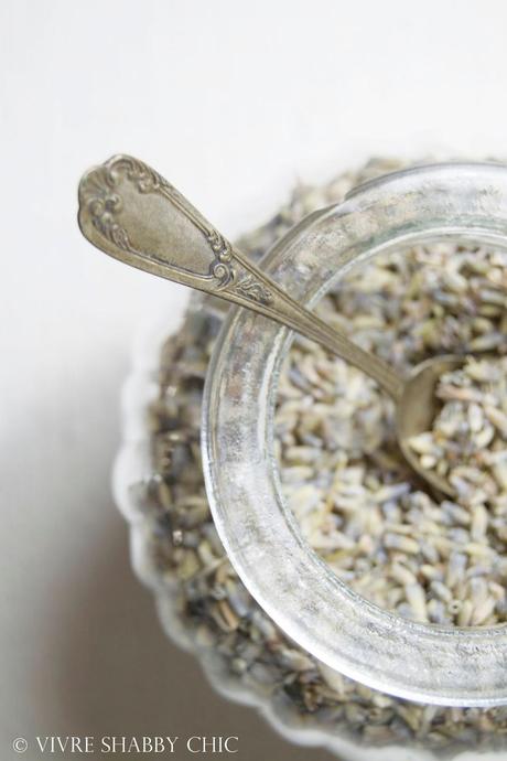 Sapone fatto in casa al profumo di Lavanda.