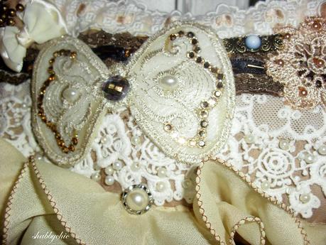 ogni perlina ricamata è un mio pensiero.