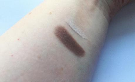 Infinity eyeshadow  240 tortora scuro matt e Skinny Fit Kajal 01 Intonation Shell - swatches