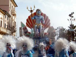 Carnevale di Viareggio 2014 - La penisola sommersa dei Fratelli Bonetti 