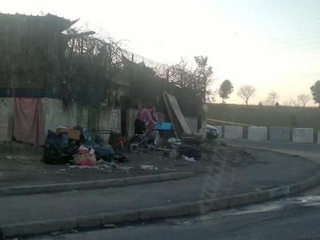 Via Salviati, Tor Sapienza. Ora voi ci dite in quale altra città occidentale si può trovare una cosa di questa natura