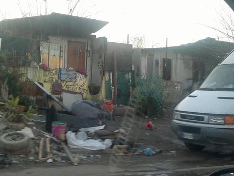 Via Salviati, Tor Sapienza. Ora voi ci dite in quale altra città occidentale si può trovare una cosa di questa natura