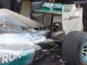 Test Bahrein Mercedes W05: modifiche monkey seat alla carrozzeria posteriore