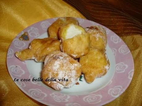 Sfinci d'uova con ricotta