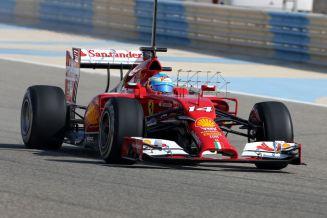 Fernando-Alonso-Ferrari_Test_day1_Bahrain_2014 (9)