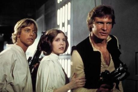 carrie-fisher-mark-hamill-e-harrison-ford-in-una-scena-di-guerre-stellari-205535_jpg_940x0_q85