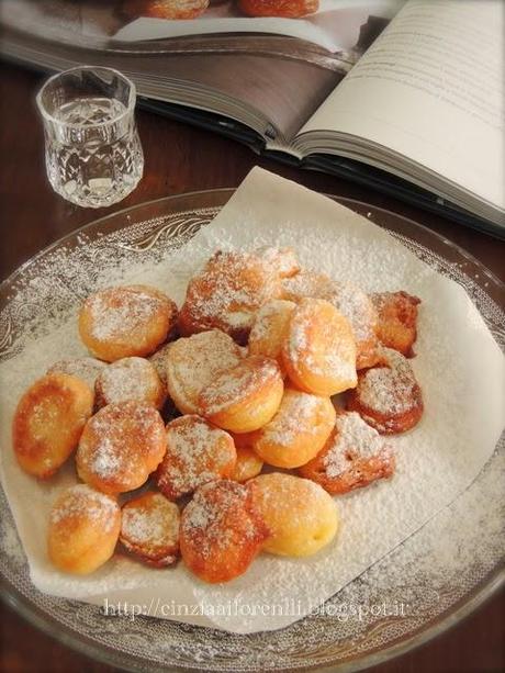 Frittelle alla sambuca