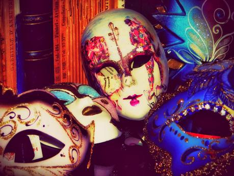 Carnival: kitties and masks