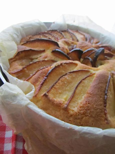 Torta di Mele Rosse al Sauterne Gluten e Lactose Free.