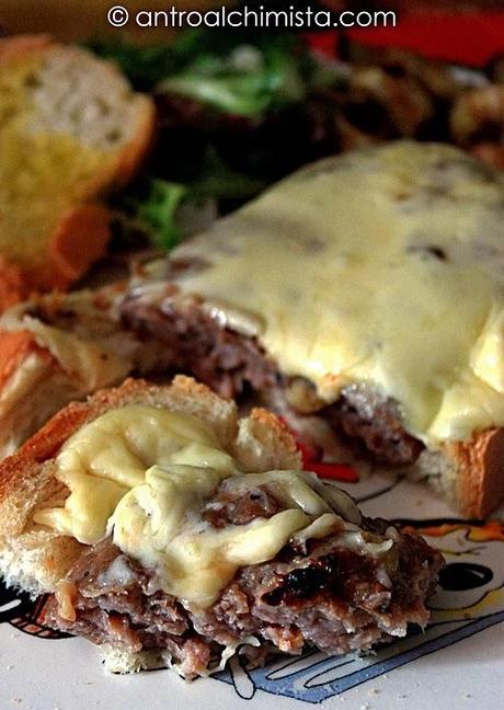 Bruschetta con Salsiccia e Pecorino