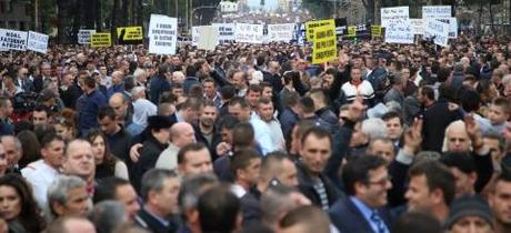 Proteste A Tirana