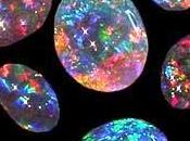 Oggi nella rubrica: pietre cristalli, Opale