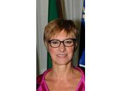Governo Renzi: un’insegnante italiano nominata sottosegretario Ministero della Difesa