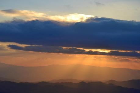 TREKKING AL MONTE NERONE