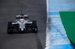 F1 | Test Bahrain, Day 4: Mercedes davanti, debutta Nasr