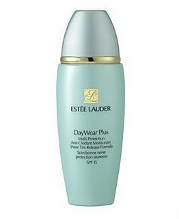 ESTEE LAUDER: Nuova DayWear SPF 15