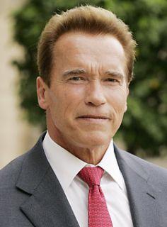 Arnold Schwarzenegger, la Madre Pensava Fosse Gay