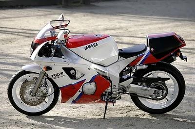 Yamaha FZR 400 RR SP 1990