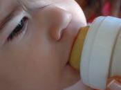 Neonati: latte rende obesi