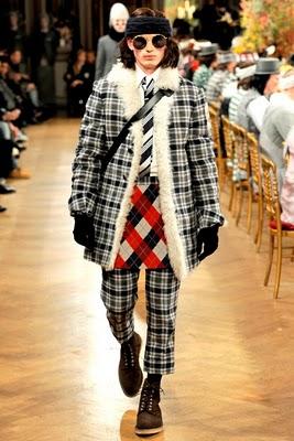 Pacchi di stile con Thom Browne, direttamente da Parigi! Pacchi di stile con Thom Browne, direttamente da Parigi!
